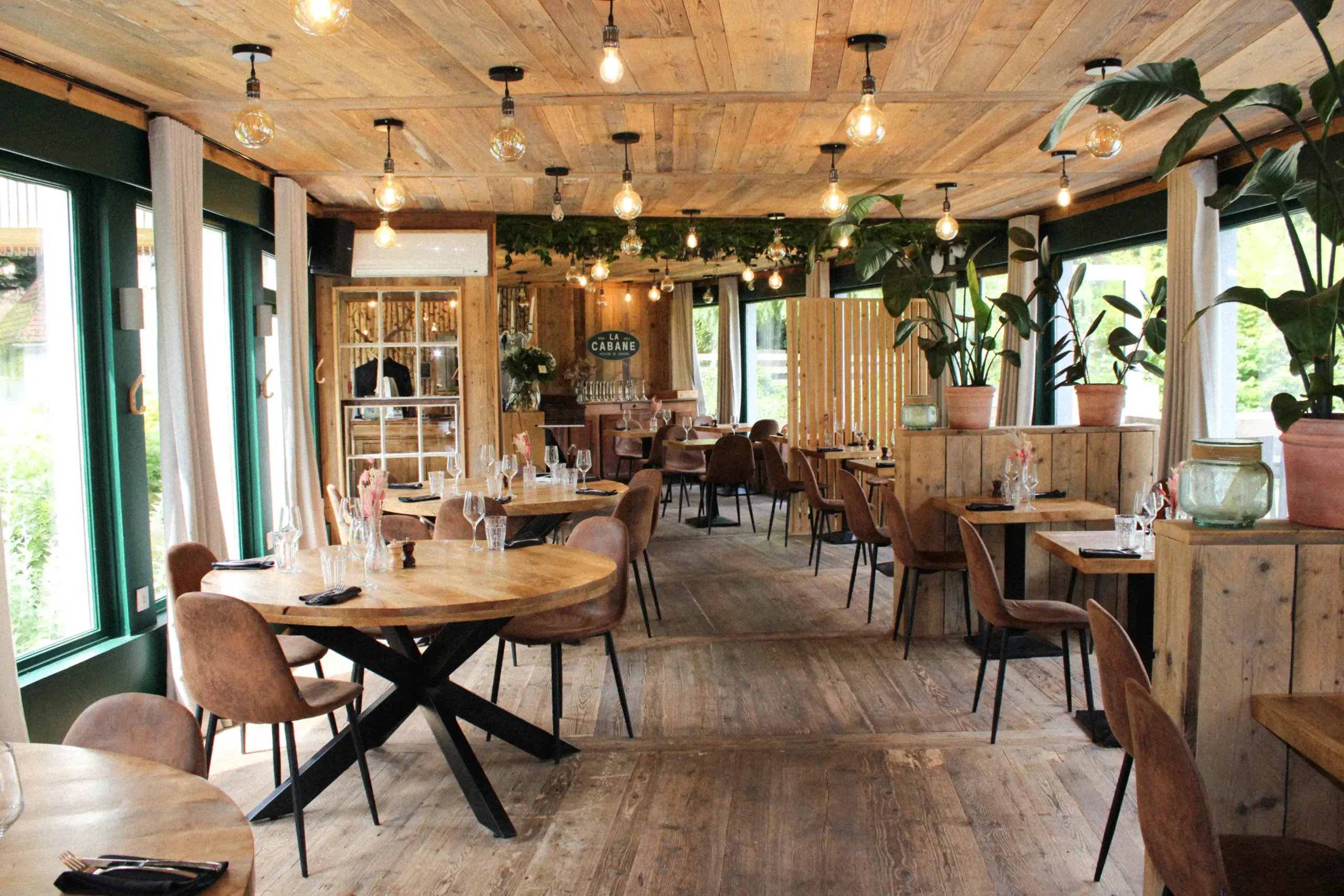 Photo de la salle du restaurant La Cabane du Septentrion